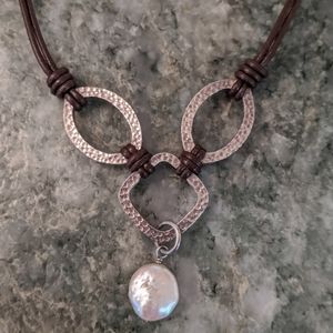 Silpada freshwater pearl necklace